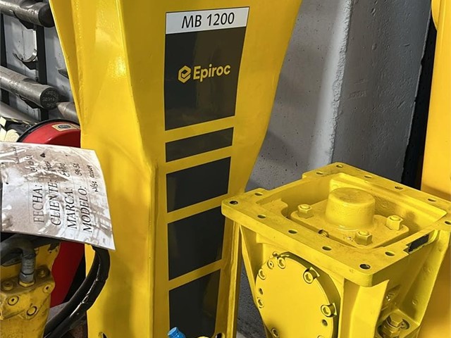 Martillo hidraúlico Atlas Copco / Epiroc MB 1200 para excavadora de 15 a 26 toneladas